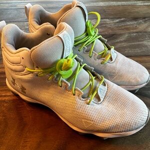 Boys' UA Spotlight Franchise Football Cleats Size 6 Youth